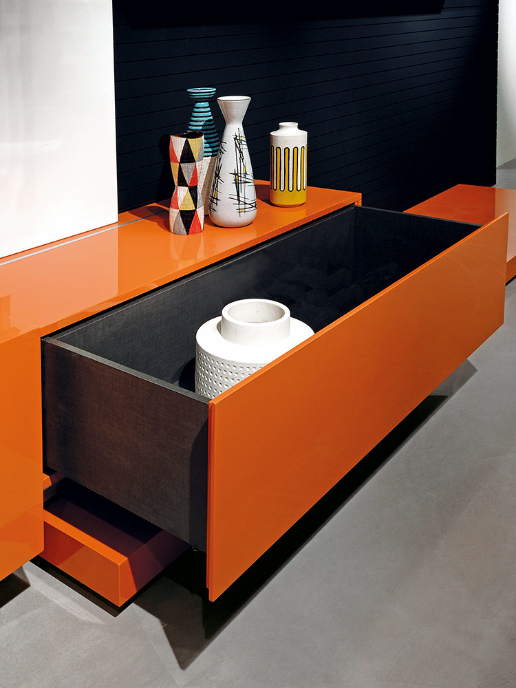 salicefuturaunicaconcealedrunnerIMGV101 Woodworker Express Blog Salice Futura vs Progressa