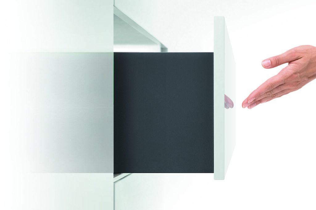 Grass Tipmatic Push to Open